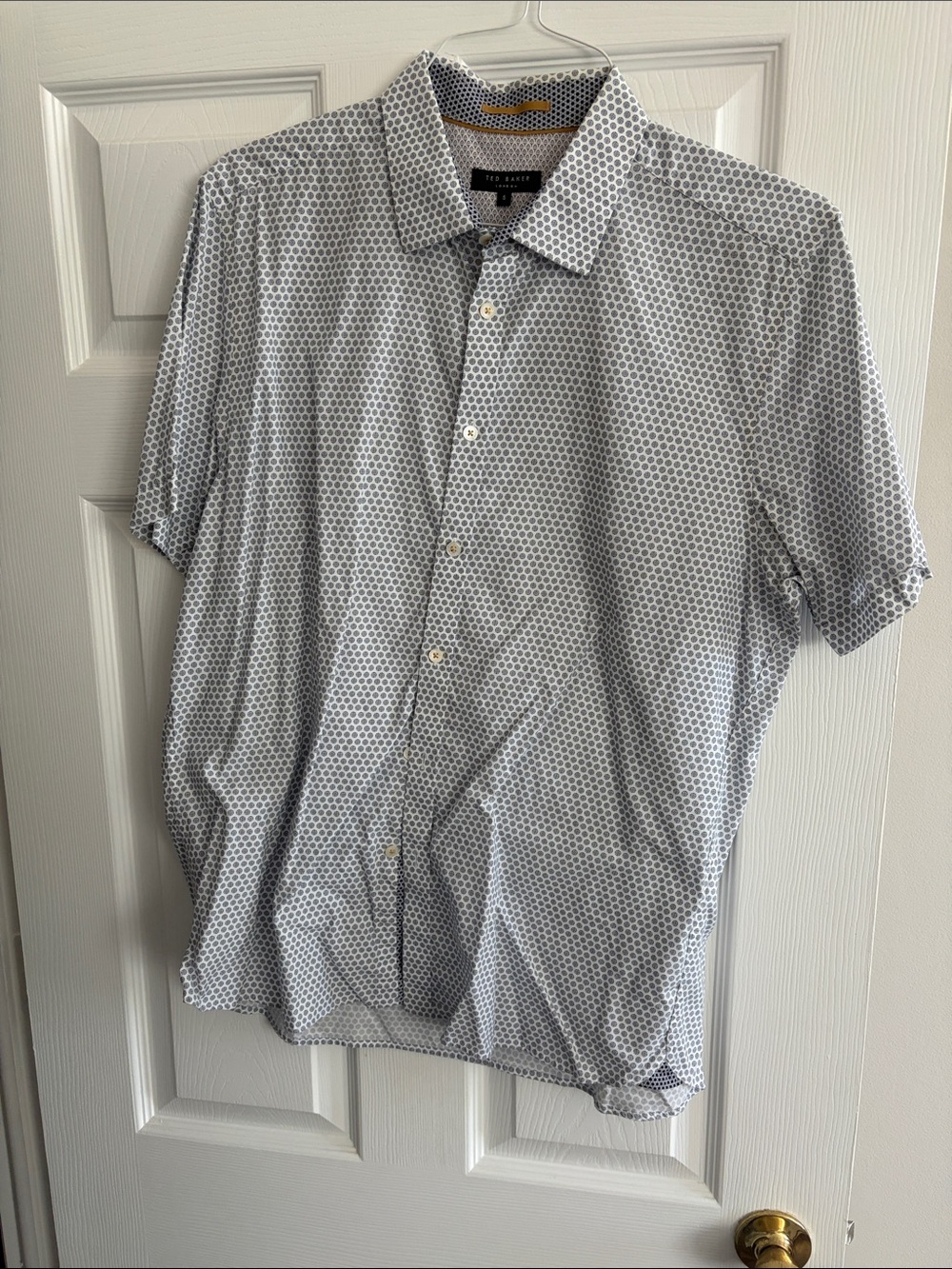Ted Baker London Short-Sleeve Button-Down Shirt in White and Gray Dot Print